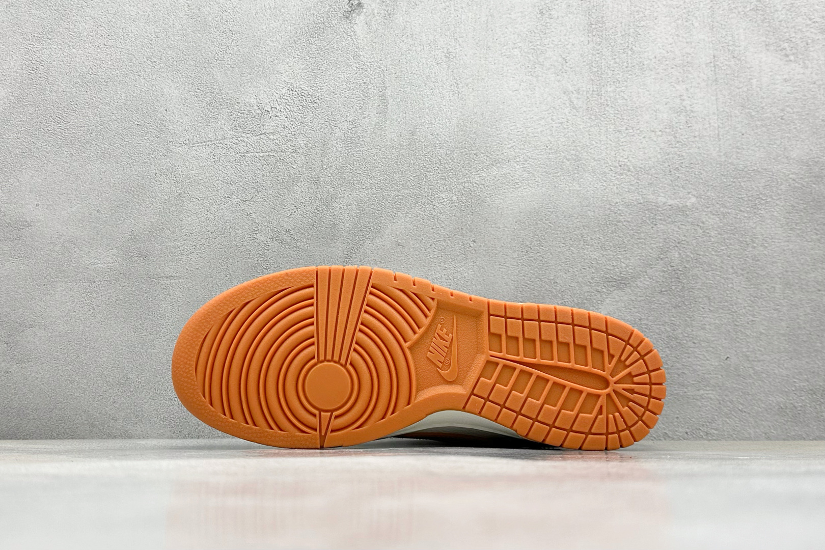  
Nike SB Dunk Low x The North Face 白灰蓝小钩
纯原大厂出品 极力推