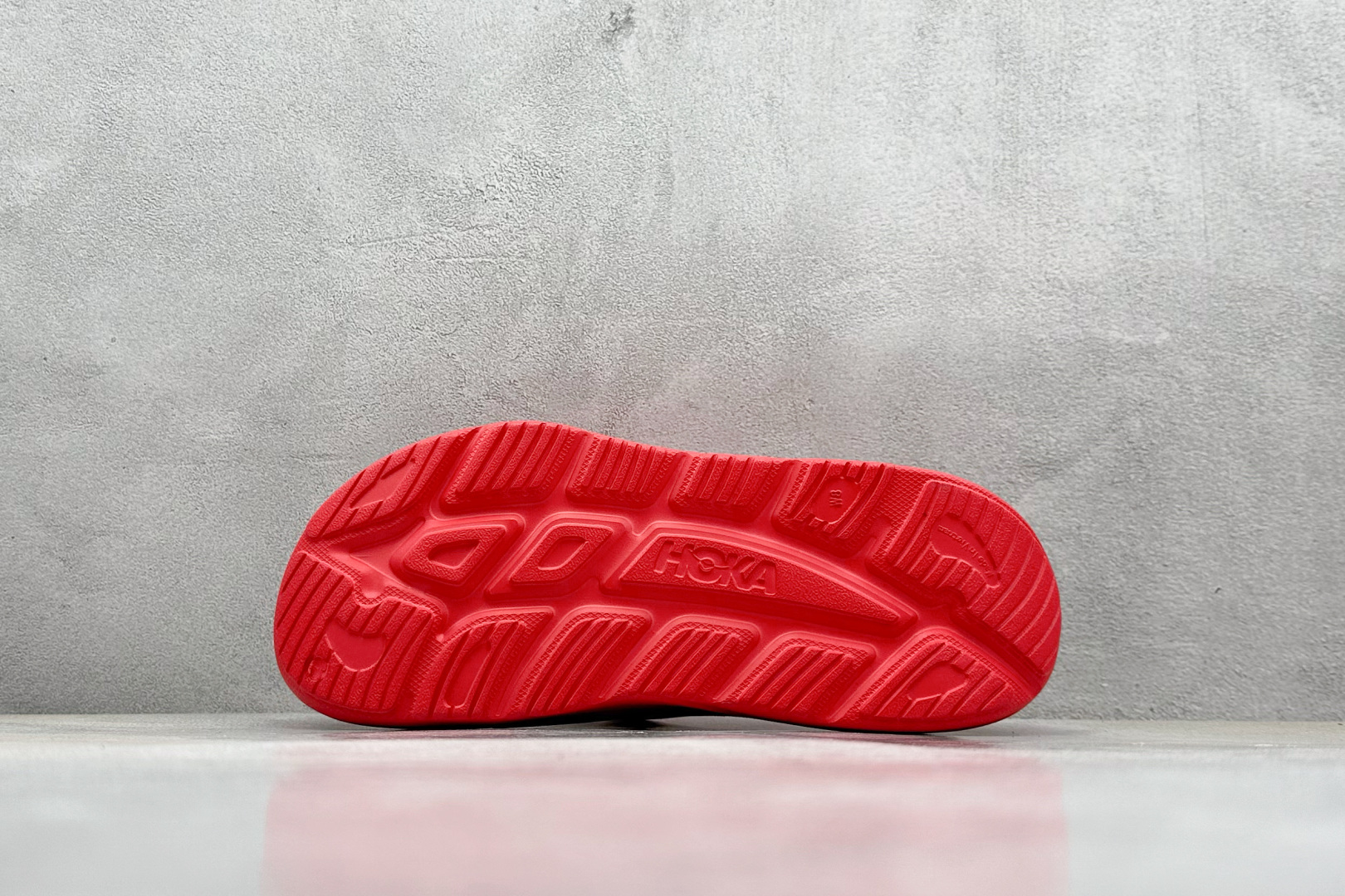  终端放店
K版 HOKA ONE ONE ORA Recovery Slide 3 运动拖鞋 
采用非