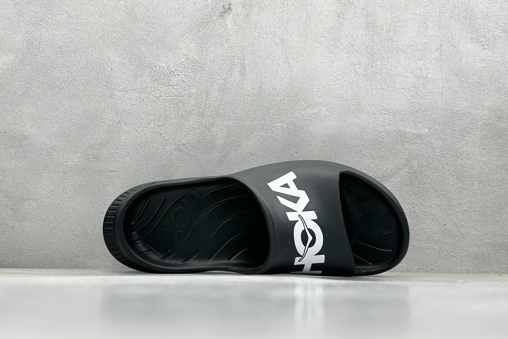  终端放店
K版 HOKA ONE ONE ORA Recovery Slide 3 运动拖鞋 
采用非