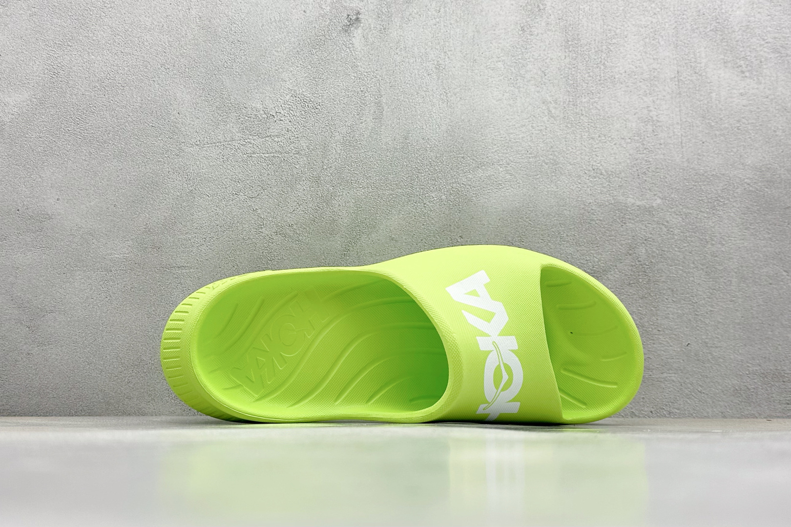  终端放店
K版 HOKA ONE ONE ORA Recovery Slide 3 运动拖鞋 
采用非