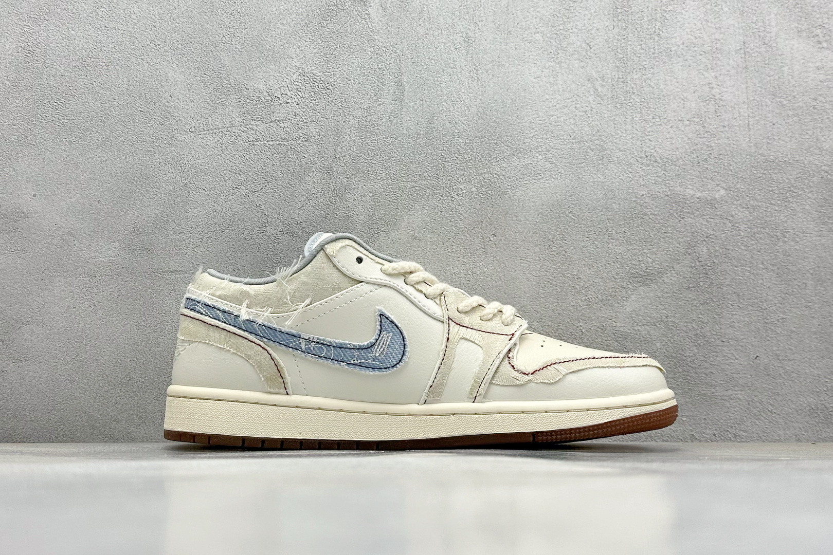  终端放店
FS版 Air Jordan 1 Low 引线牵梦/连理枝
整体围绕熊猫恶作剧乘浪钓手主题设