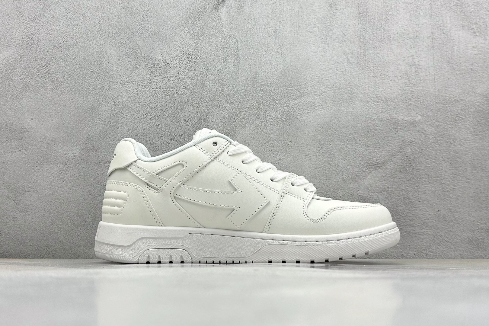 S版 OFF-WHITE Out Of Office OW低帮时尚板鞋