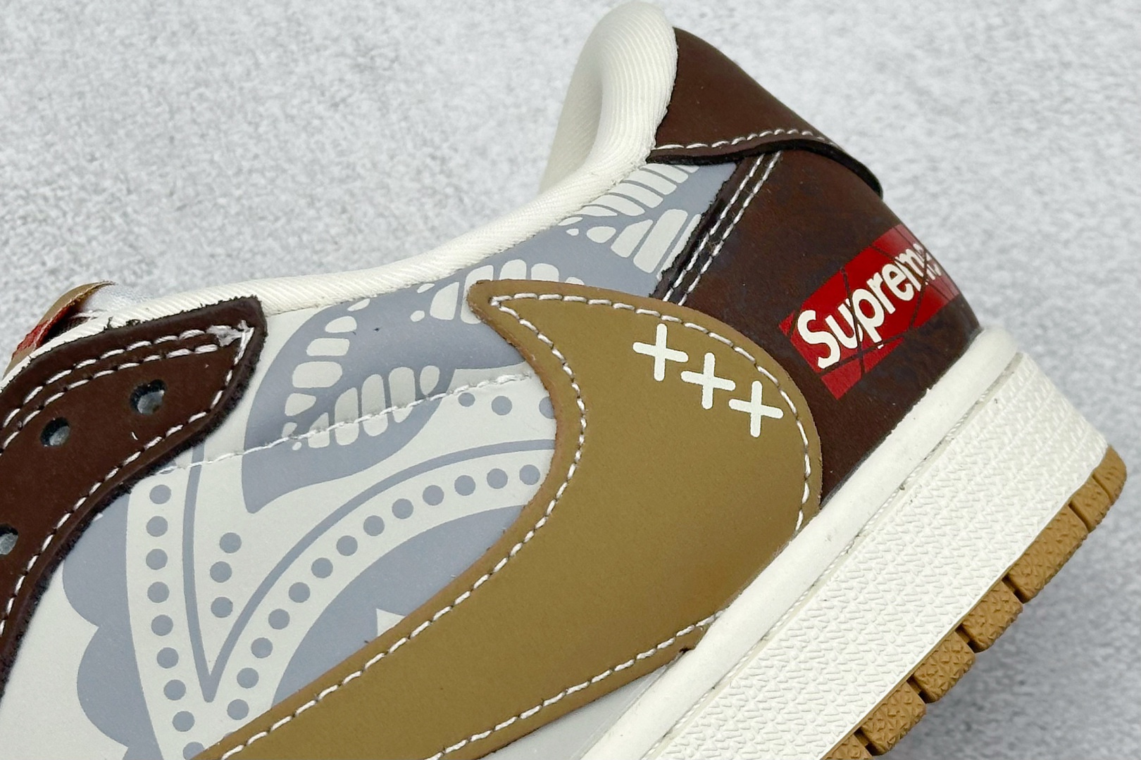 终端放店
XC版 Travis Scott x Fragment Design x Air Jorda