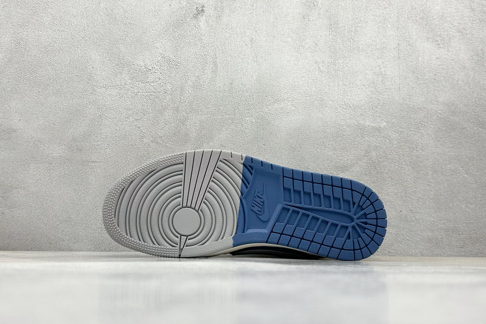 终端放店
XC版 Travis Scott x Fragment Design x Air Jorda