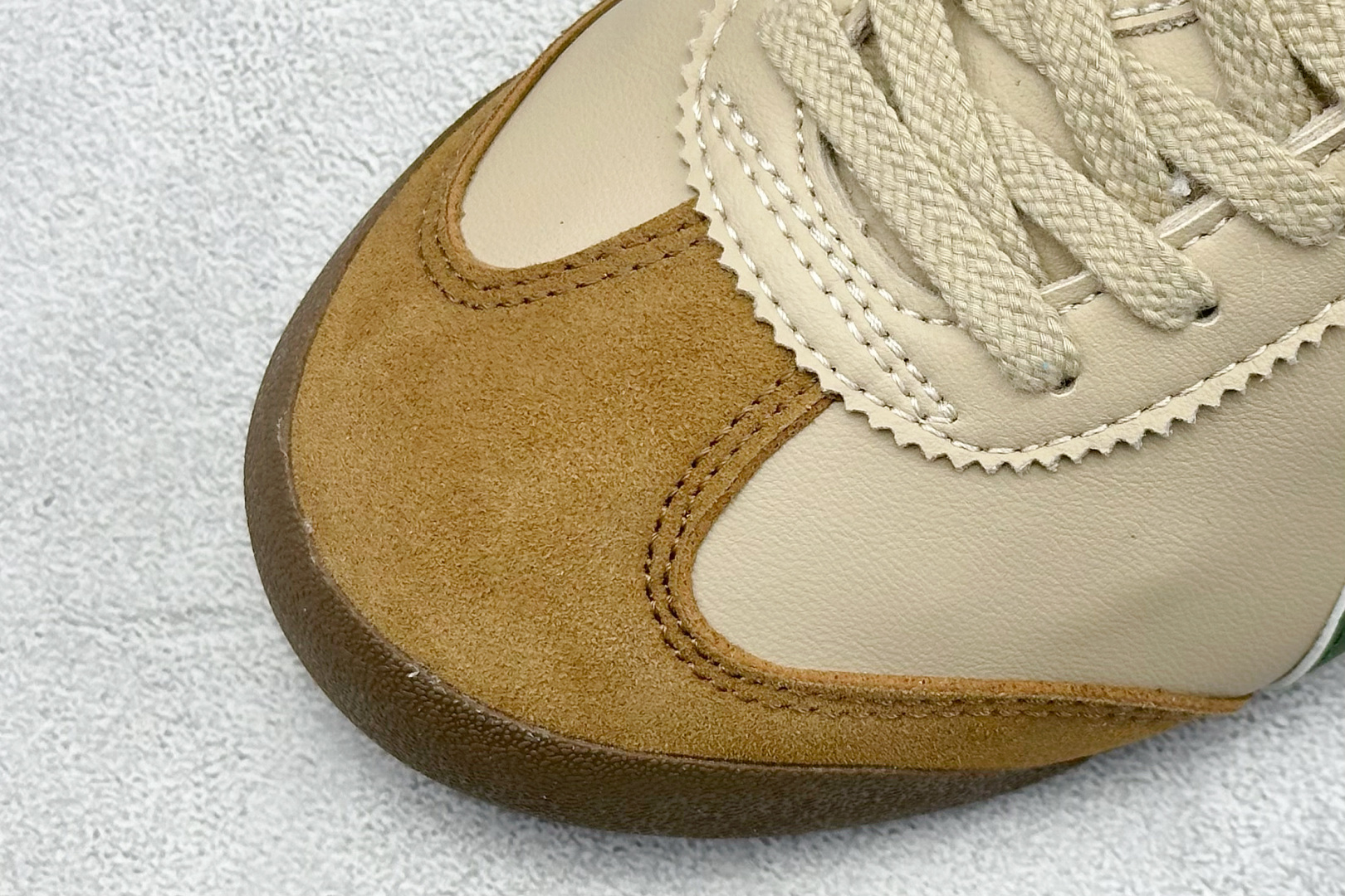  终端放店
SF版 鬼塚虎/Onitsuka Tiger Mexico 66®经典墨西哥系列低帮复古经典
