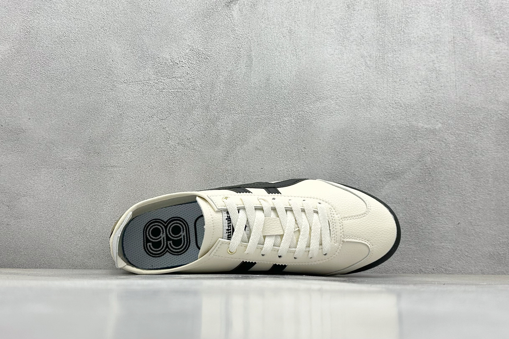  终端放店
SF版 鬼塚虎/Onitsuka Tiger Mexico 66®经典墨西哥系列低帮复古经典