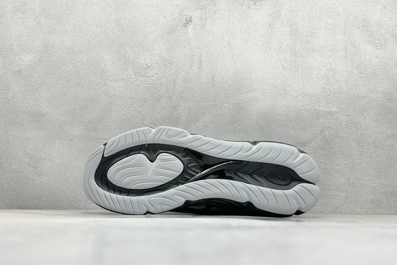 
Asics Gel-Quantum 360 VIII 亚瑟士复古透气休闲鞋缓震男子耐磨跑步鞋

货号