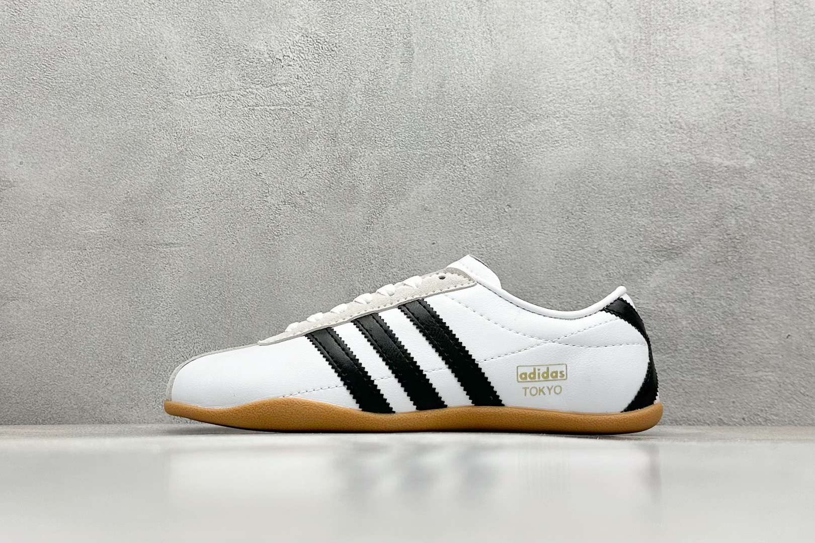  
AD Originals TOKYO DECON  W 东京限定
全新adidas Original