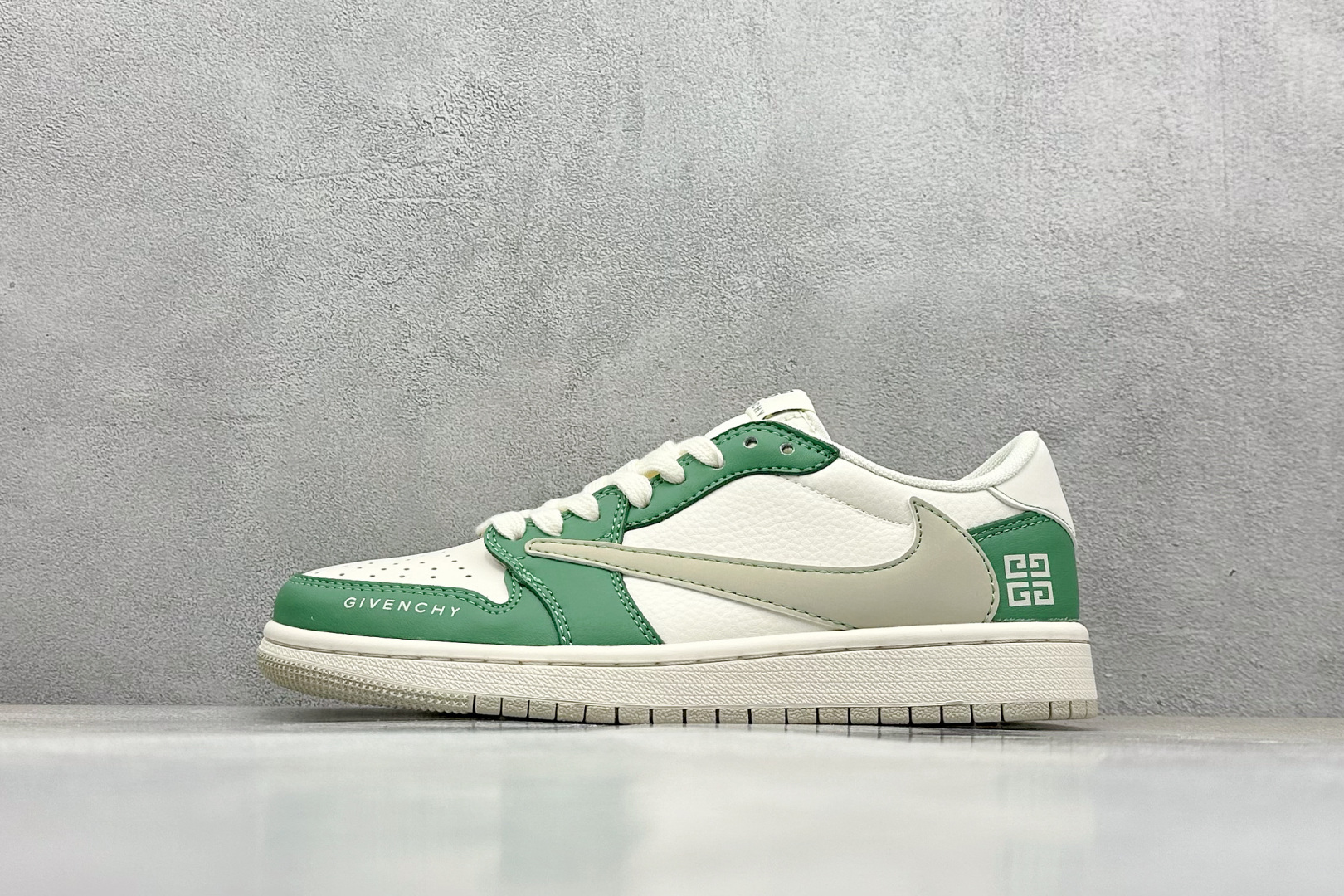  
Air Jordan 1 Supreme*纪梵希联名,设计师DIY高端定制 高级绿搭配闪灰勾时尚配色
