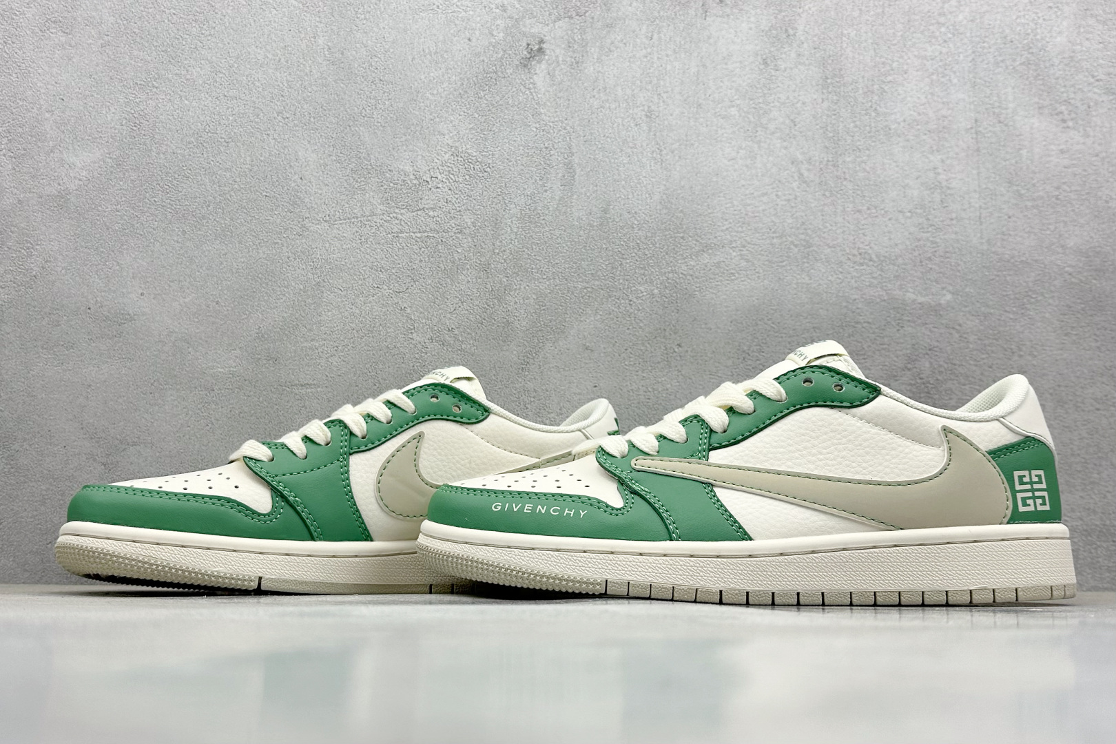  
Air Jordan 1 Supreme*纪梵希联名,设计师DIY高端定制 高级绿搭配闪灰勾时尚配色