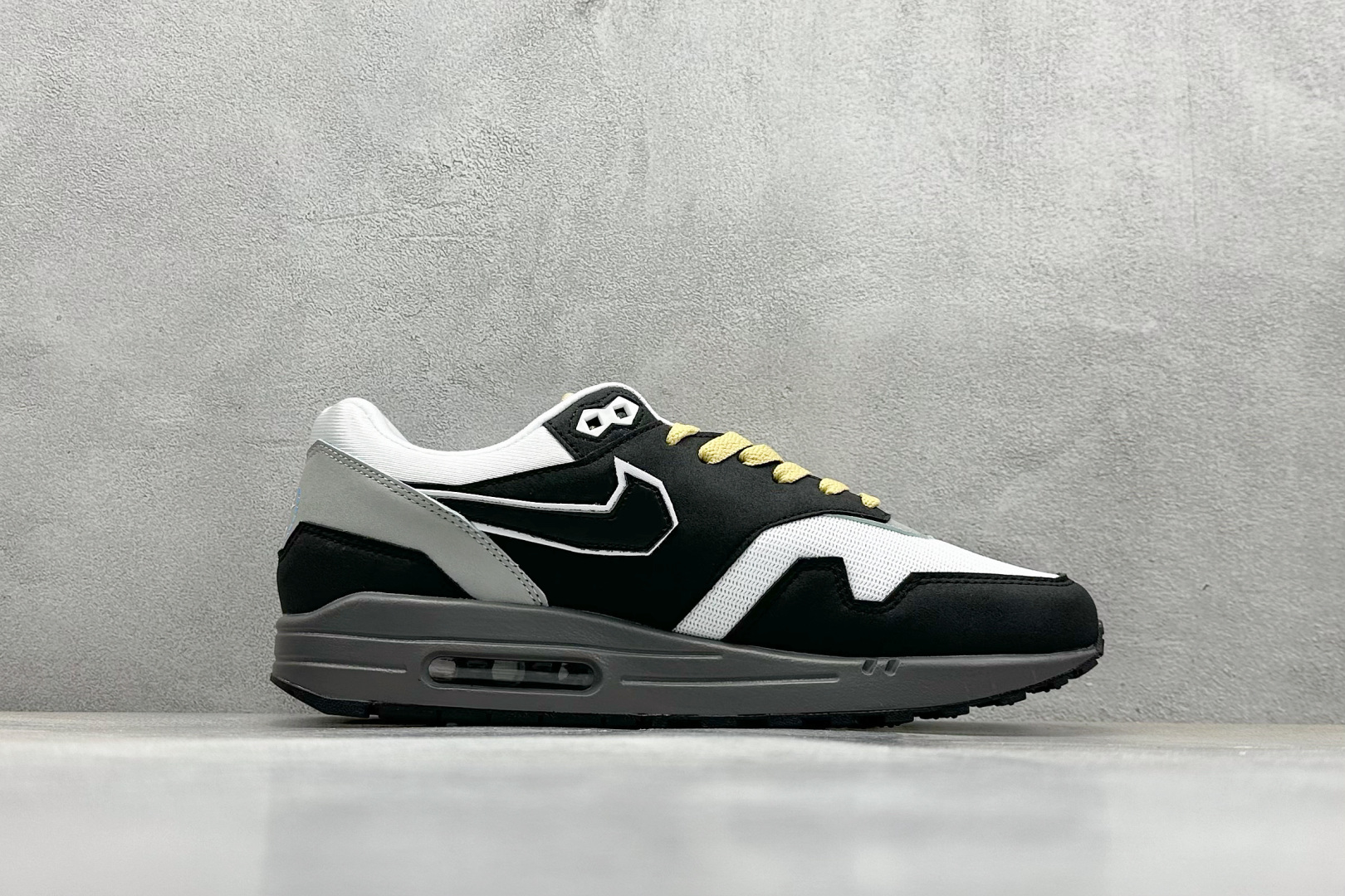  
Nike Air Max 1 x .SWOOSH Big Head Mobe 黑灰色
复古休闲跑步鞋