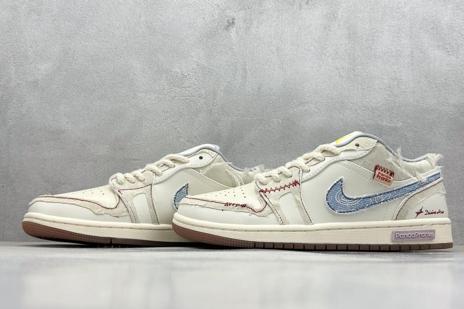  终端放店
FS版 Air Jordan 1 Low 引线牵梦烟霞续绕
整体围绕熊猫恶作剧乘浪钓手主题设