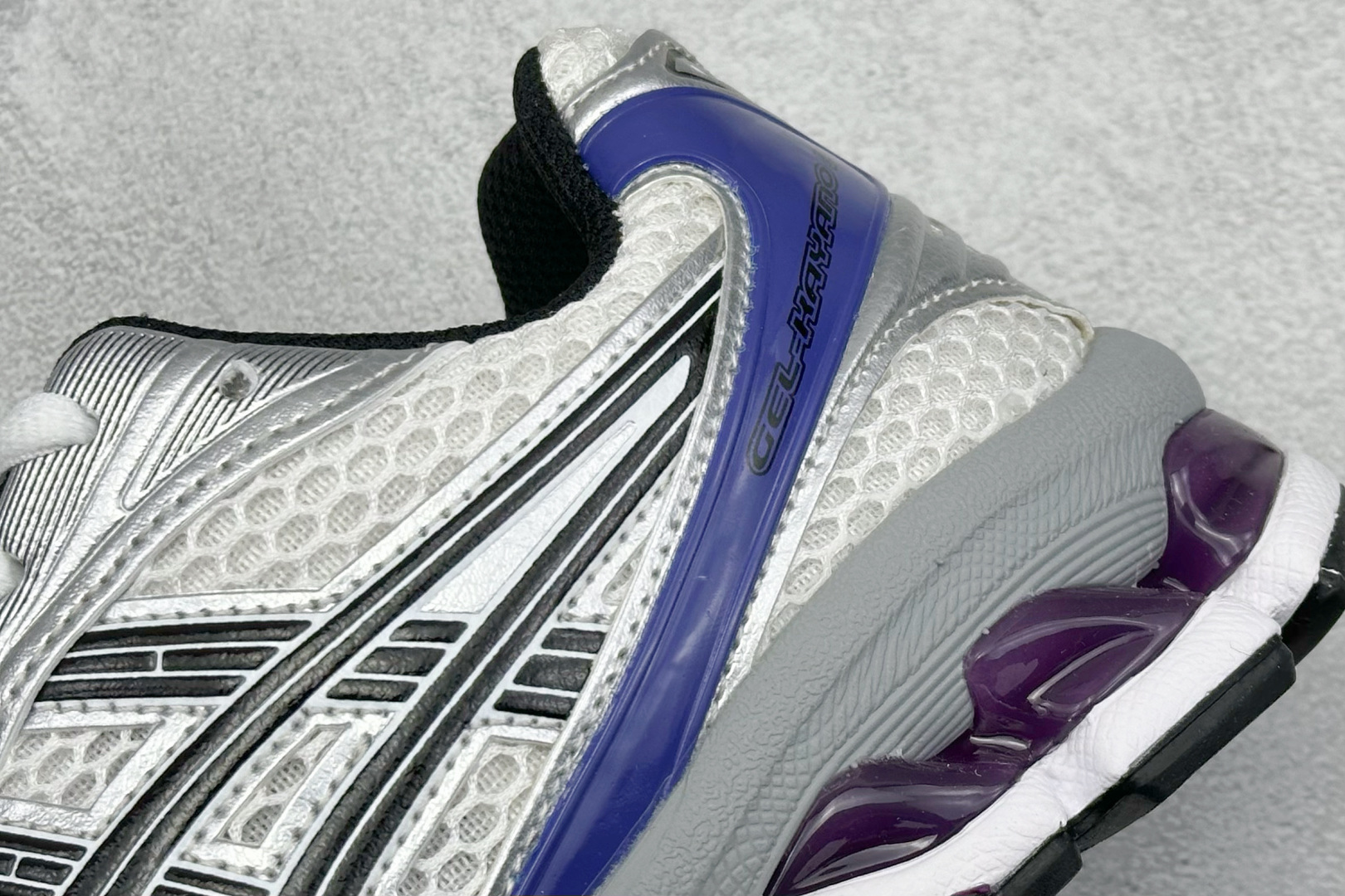 福利特价 终端放店
GS版 Asics Gel-Kayano 14 亚瑟士运动休闲透气专业跑鞋 
#原