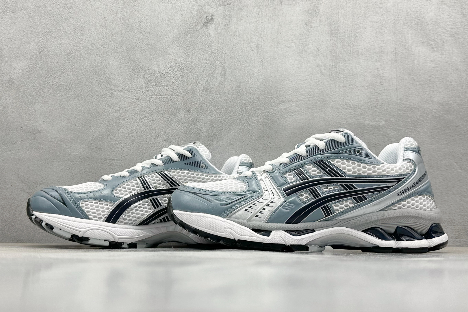 福利特价 终端放店
GS版 Asics Gel-Kayano 14 亚瑟士运动休闲透气专业跑鞋 
#原