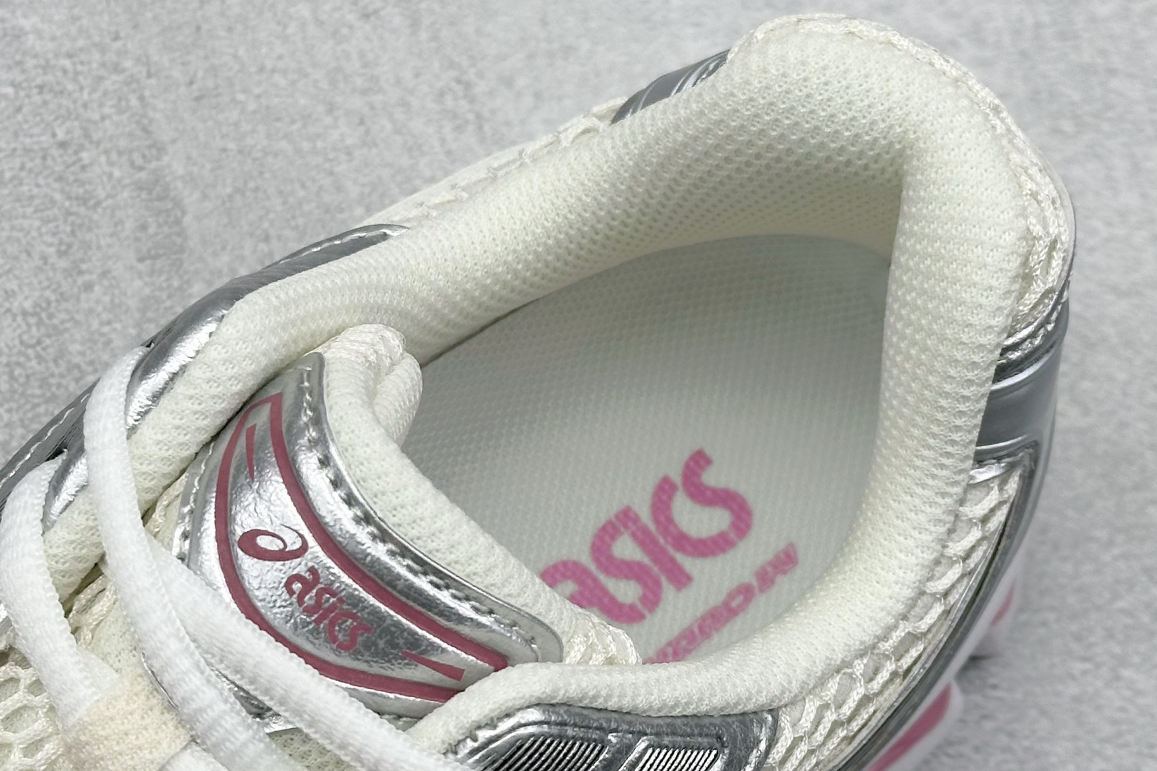 福利特价 终端放店
GS版 Asics Gel-Kayano 14 亚瑟士运动休闲透气专业跑鞋 
#原