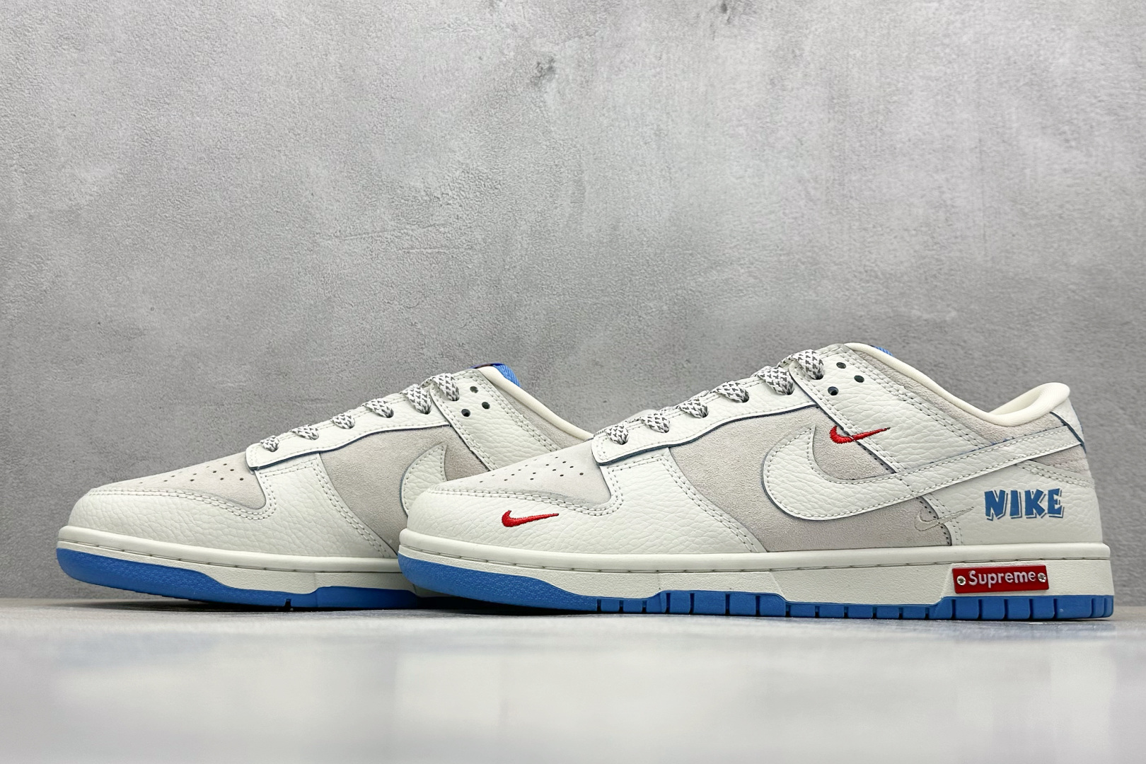  终端放店
SC版 Nike SB Dunk Low 联名三勾 奶白
低帮休闲运动滑板板鞋  大厂纯原品