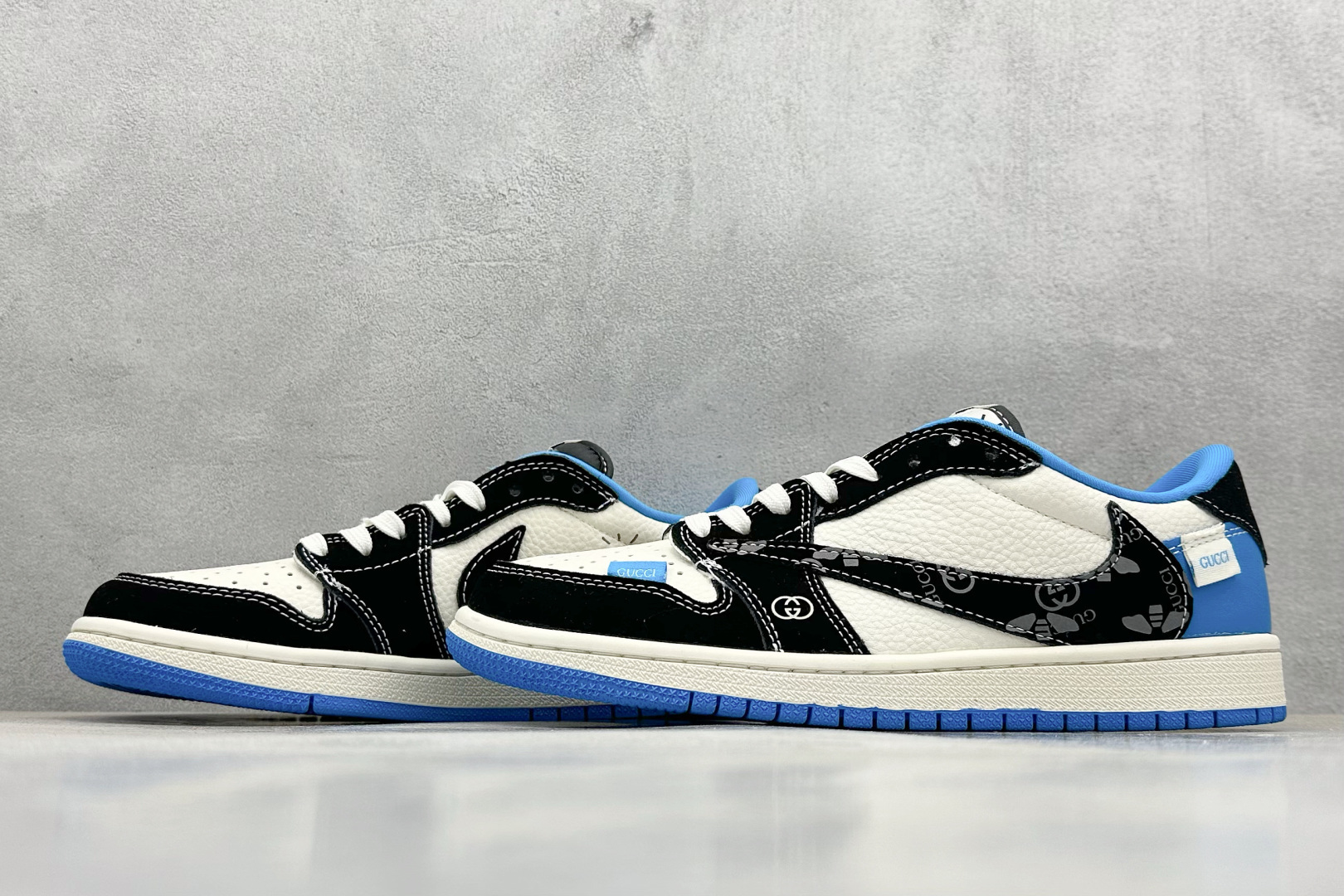 终端放店
XC版 Travis Scott x Fragment Design x Air Jorda
