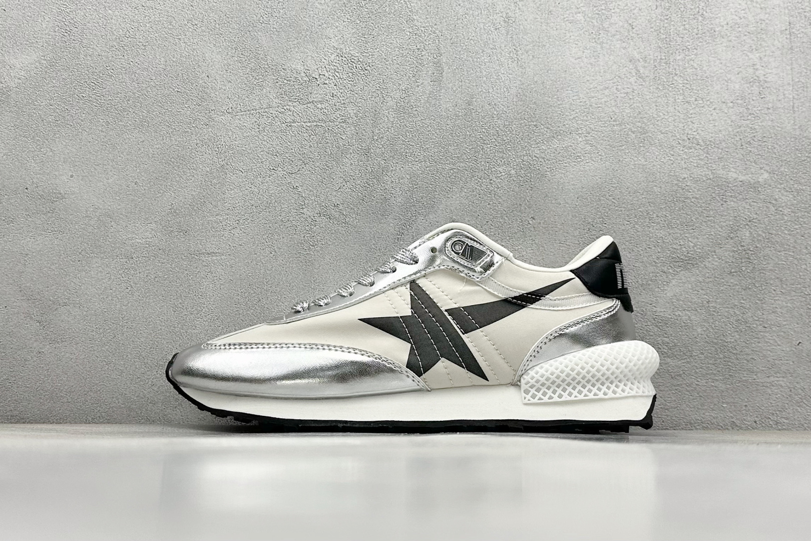  
GGDB Marathon Golden Goose 陈伟霆同款 马拉松系列联名运动鞋 公司级出品 