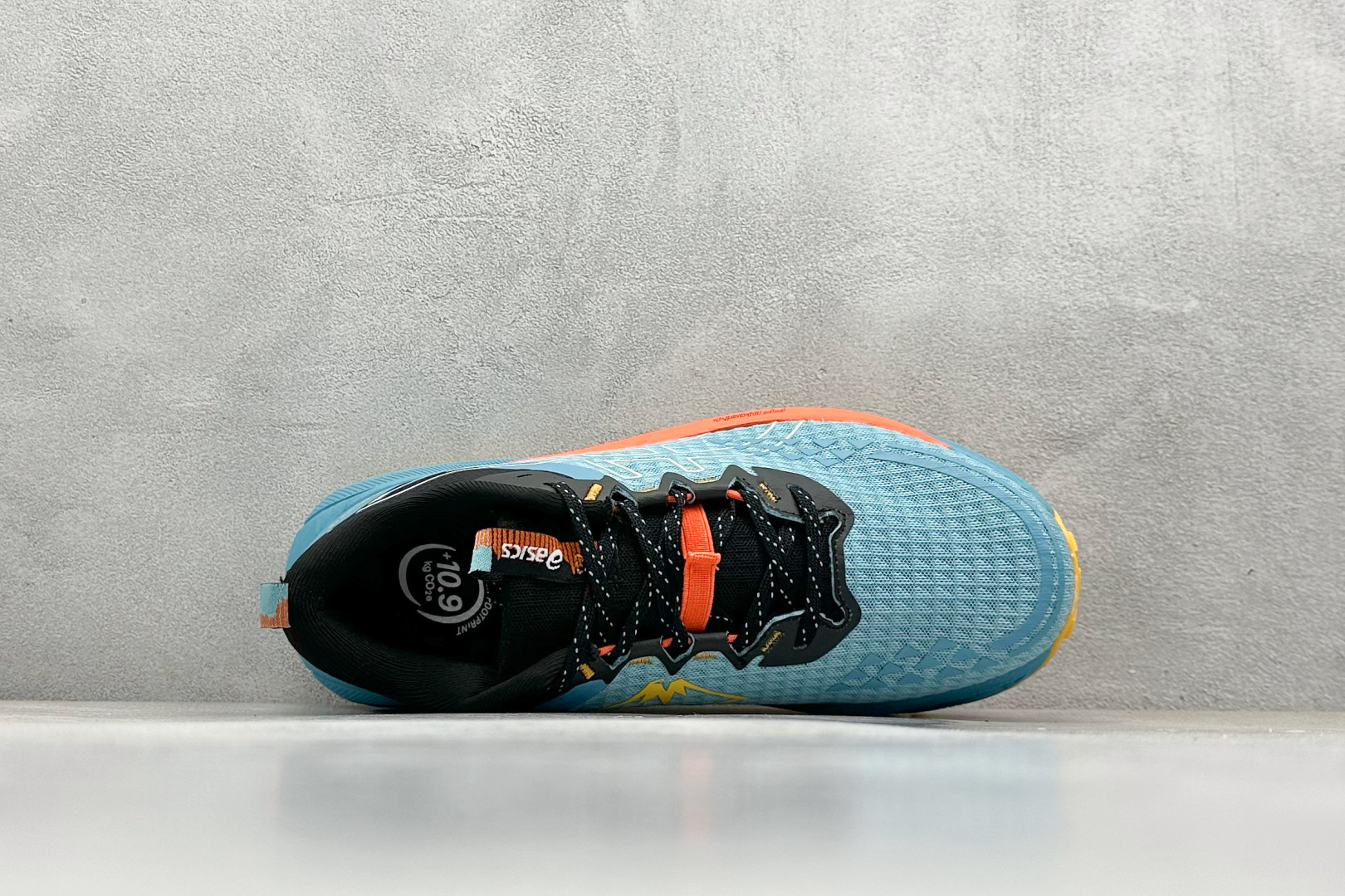  
Asics Gel-Trabuco 13 亚瑟士复古透气休闲鞋缓震耐磨跑步鞋
#鞋面采用无缝线鞋面