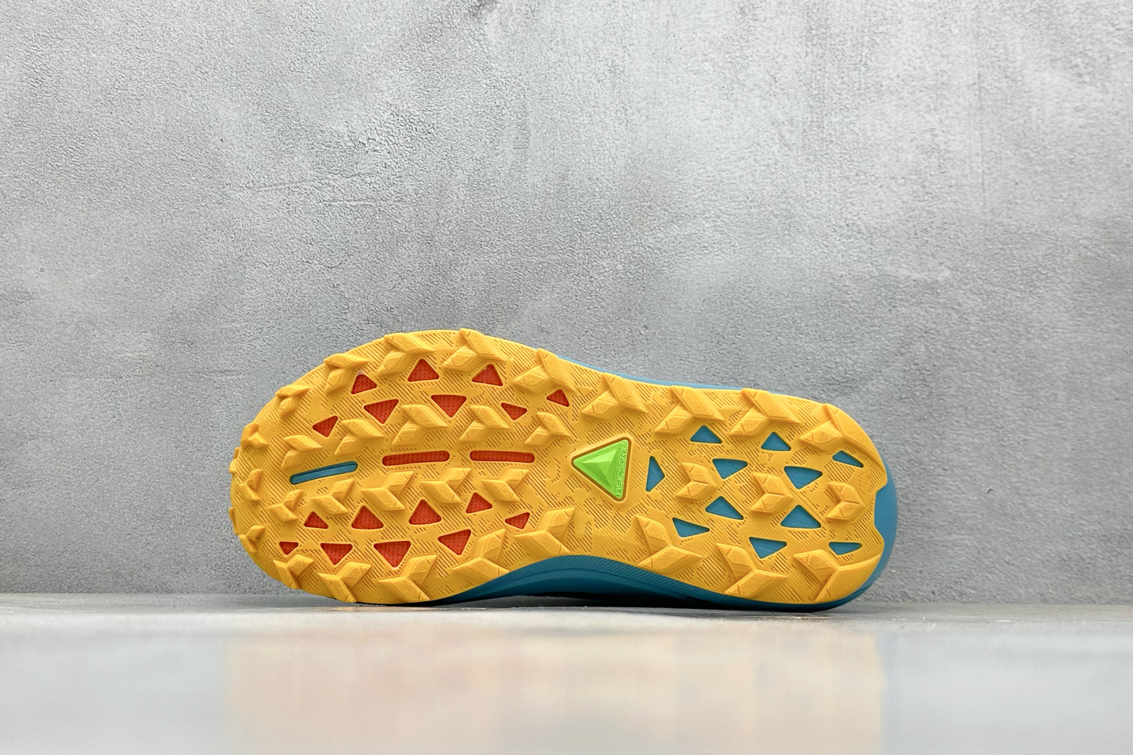 
Asics Gel-Trabuco 13 亚瑟士复古透气休闲鞋缓震耐磨跑步鞋
#鞋面采用无缝线鞋面