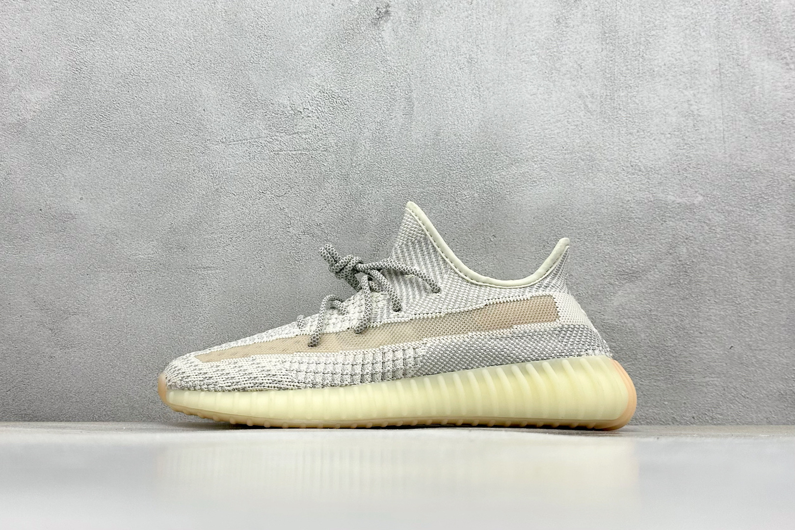  
KX版 Adidas Yeezy 350 V2 Boost 阿迪达斯椰子350二代 巴斯夫爆米花
#