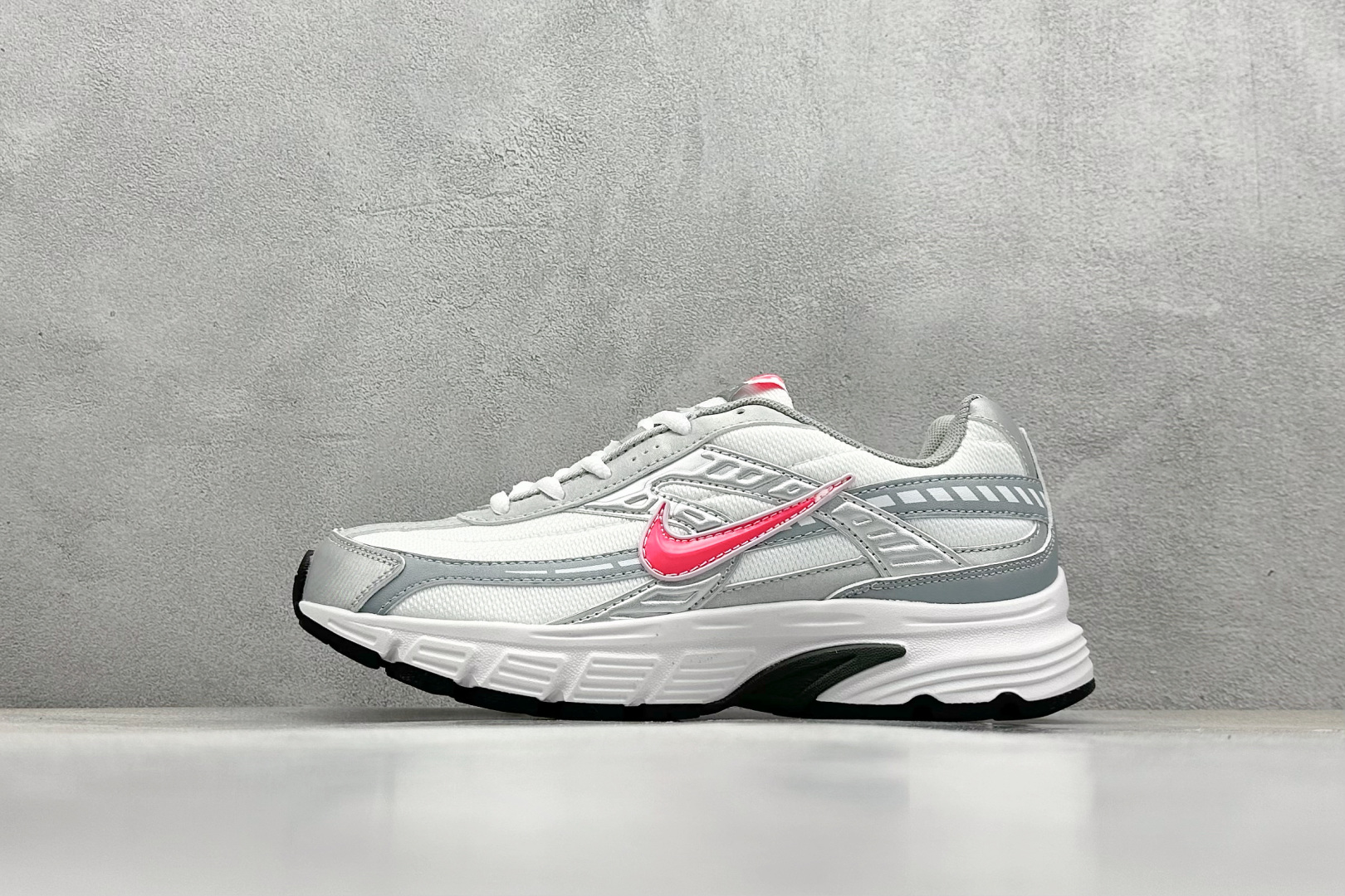  终端放店
GX版 Nike Initiator Running 耐克INS
超火复古老爹跑鞋 
独家私