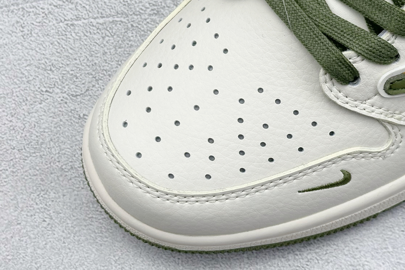 XC福利 终端放店
Travis Scott x Fragment Design x Air Jorda