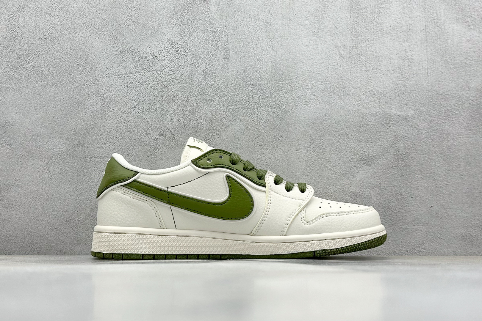 XC福利 终端放店
Travis Scott x Fragment Design x Air Jorda