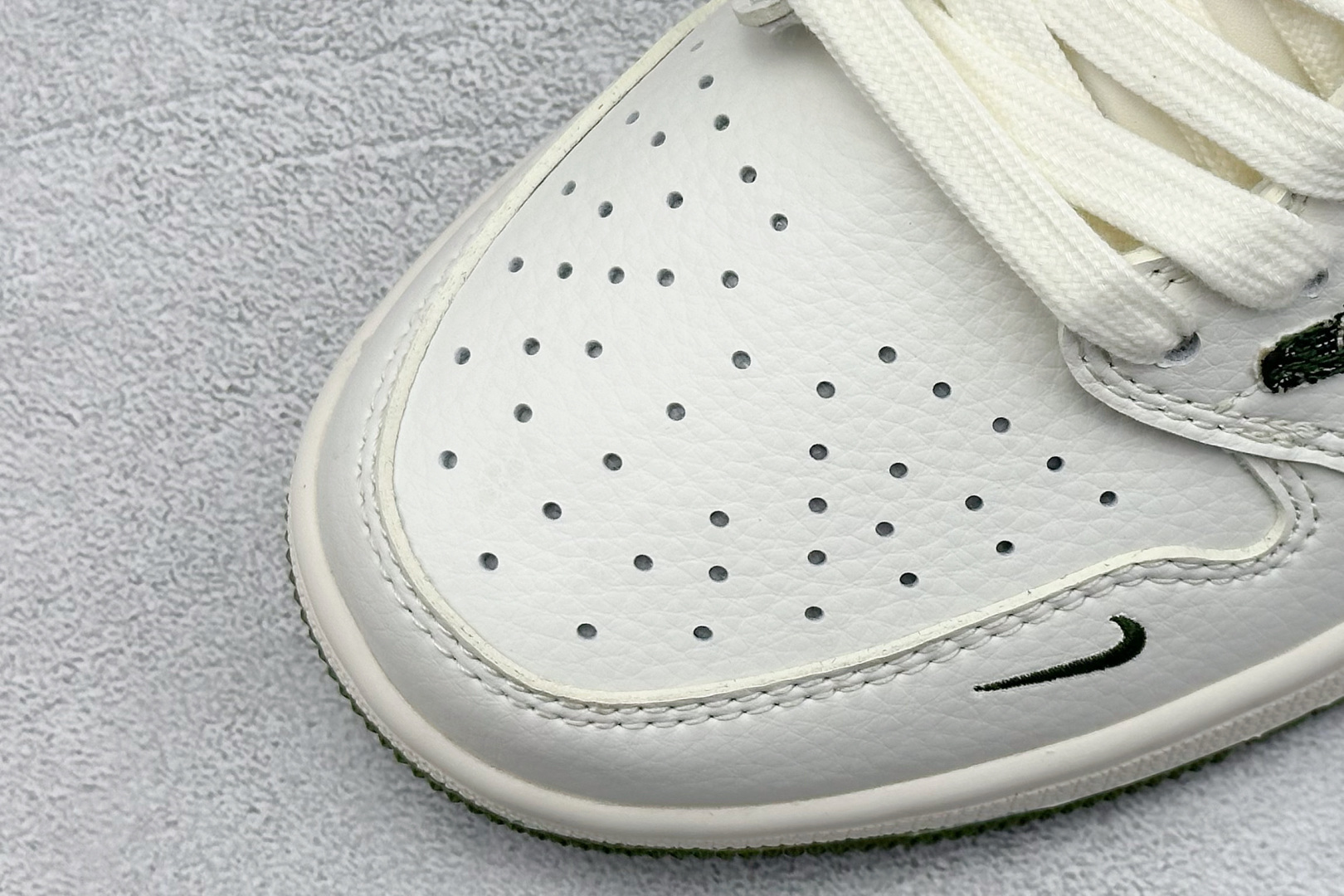 XC福利 终端放店
Travis Scott x Fragment Design x Air Jorda
