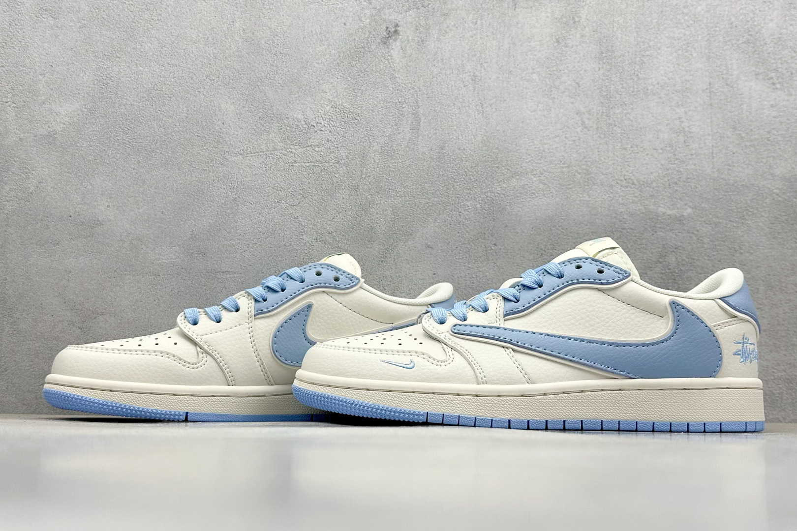 XC福利 终端放店
Travis Scott x Fragment Design x Air Jorda