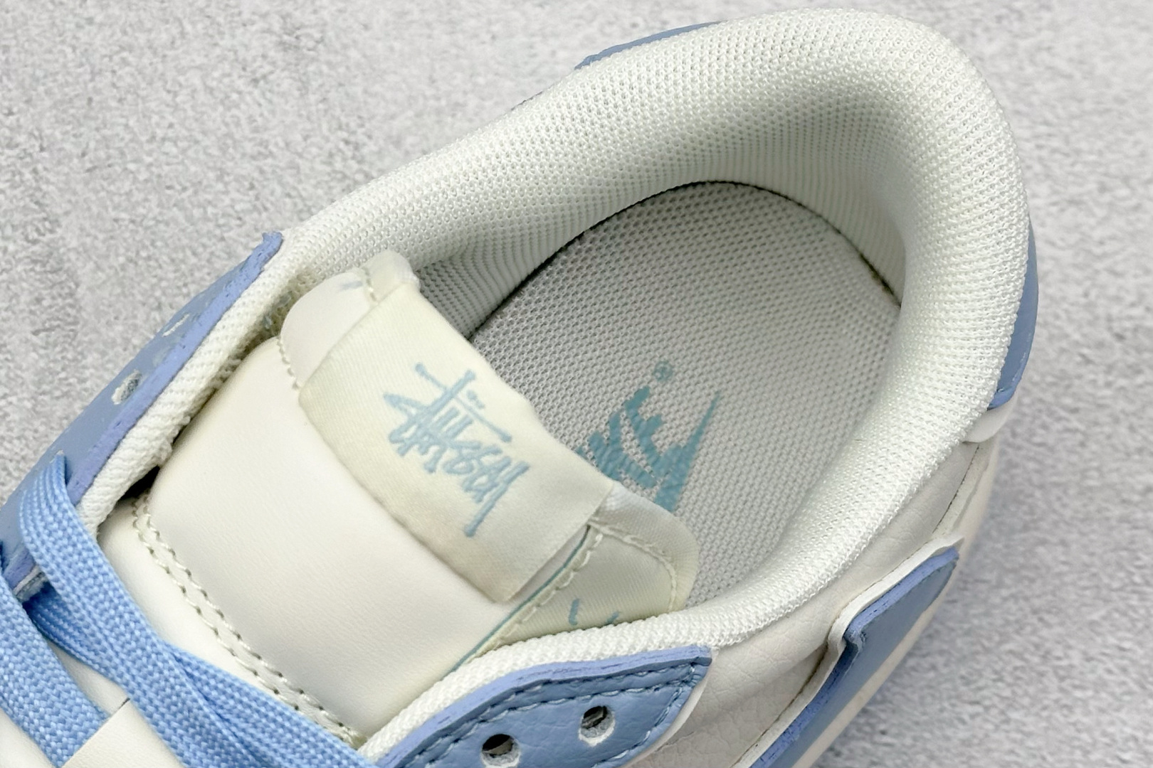 XC福利 终端放店
Travis Scott x Fragment Design x Air Jorda