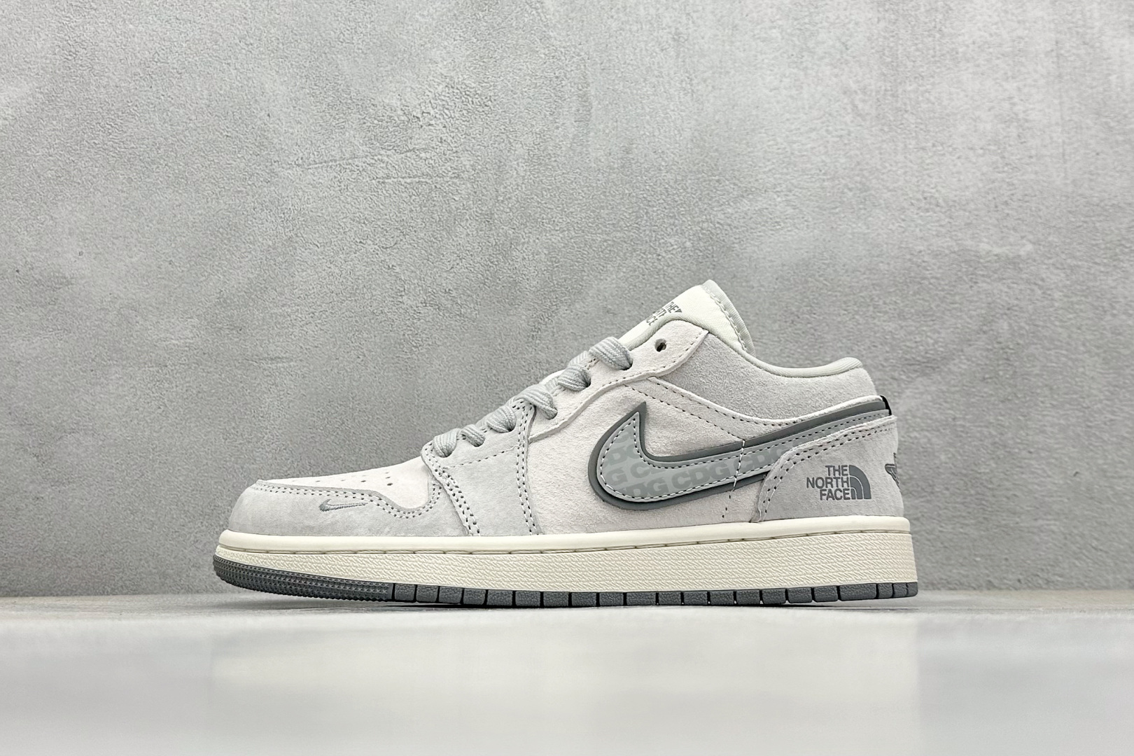 XC福利 终端放店
Nike Jordan Air Jordan 1 北面联名
纯原大厂出品 极力推荐
