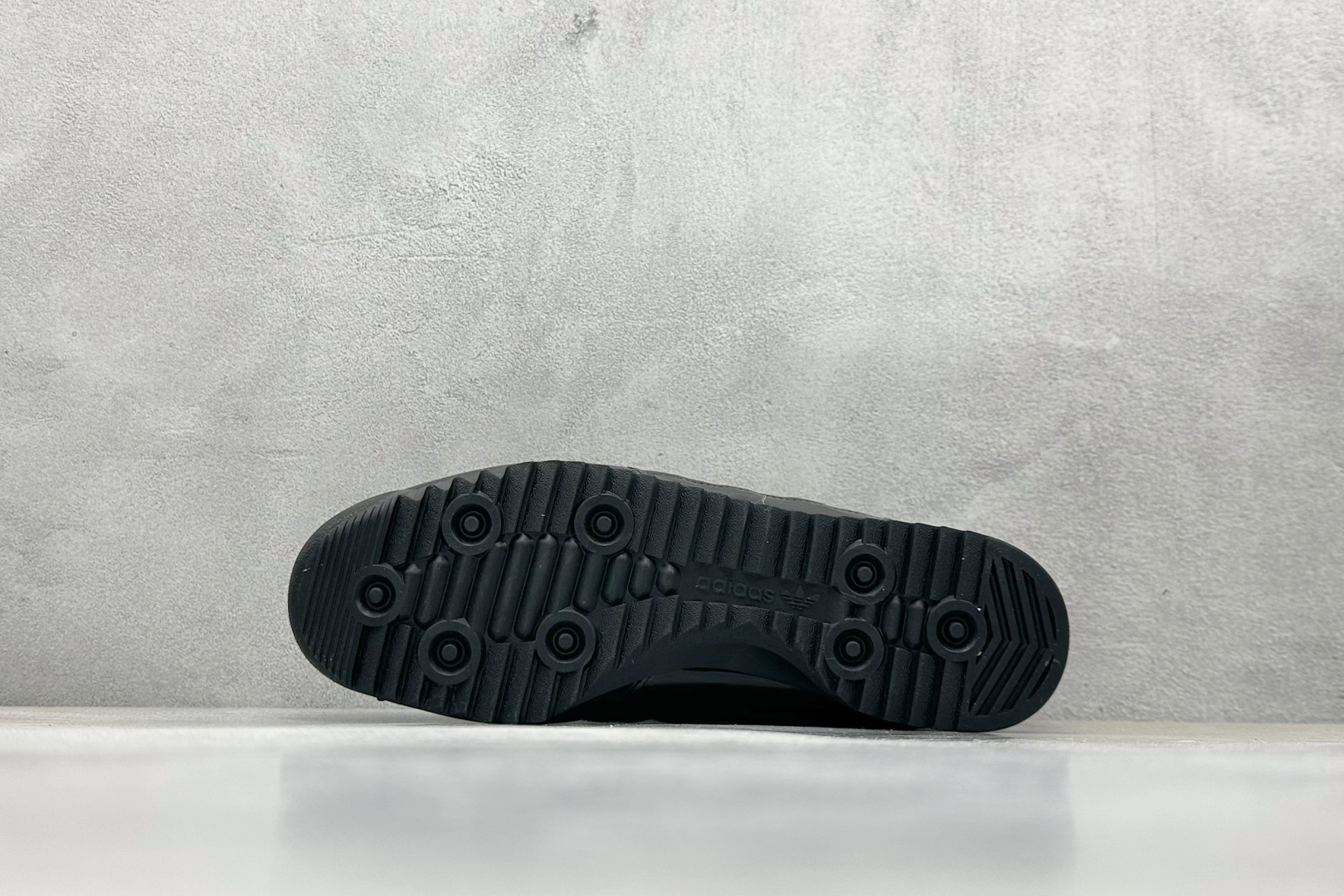  
AD Originals SL 72 OG 
经典复古轻便休闲运动慢跑鞋
原鞋开发 版型正确 平台外