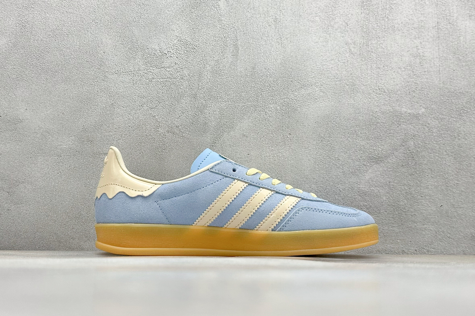  
K版 AD Originals Gazelle Indoor 海盐蓝
三叶草复古休闲运动板鞋 原装公
