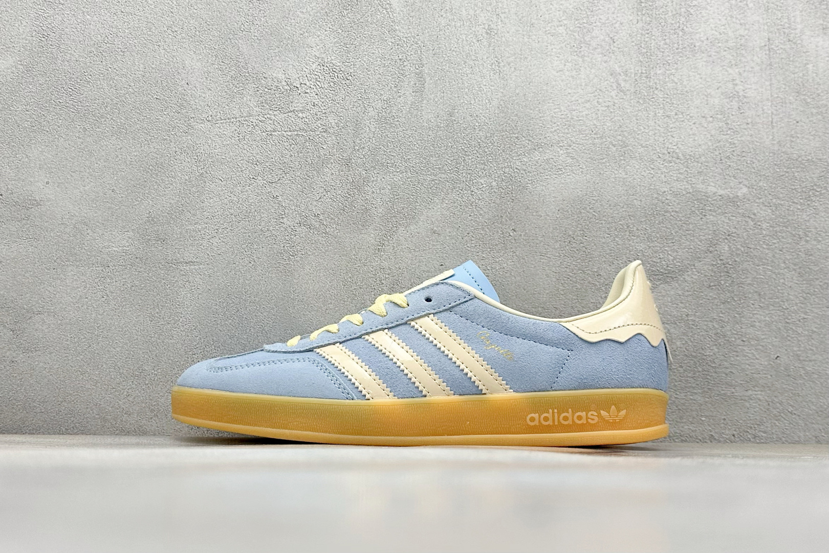  
K版 AD Originals Gazelle Indoor 海盐蓝
三叶草复古休闲运动板鞋 原装公