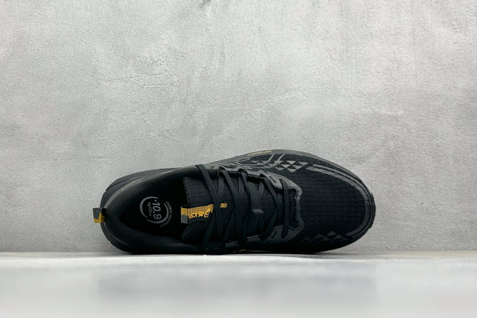  
Asics Gel-Trabuco 13 亚瑟士复古透气休闲鞋缓震耐磨跑步鞋
#鞋面采用无缝线鞋面