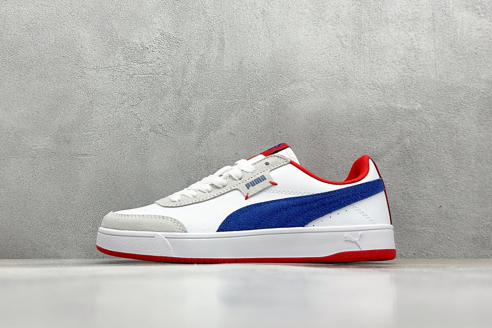  
PUMA Court Legend Lo 帆布 圆头系带低帮板鞋 

官方货号： 
尺码：35.5 