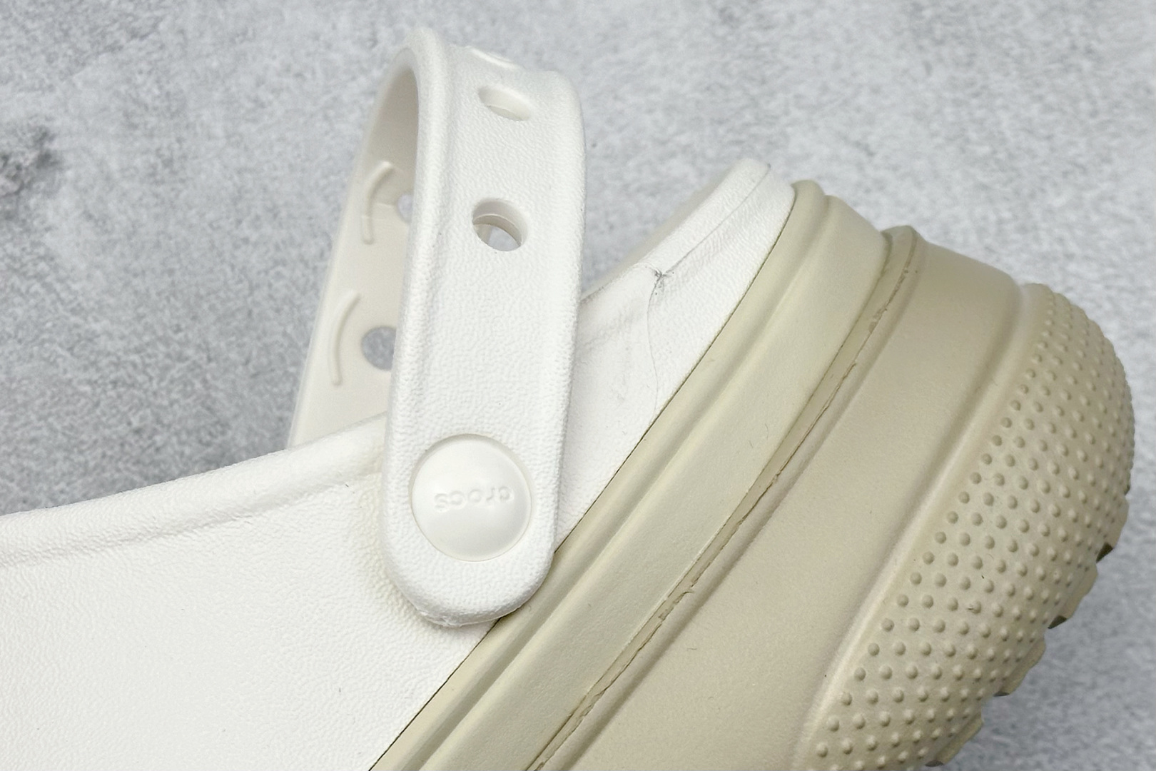  终端放店
K 原装 Crocs卡洛驰 堆堆

Size：W5=34-35
          W6=3