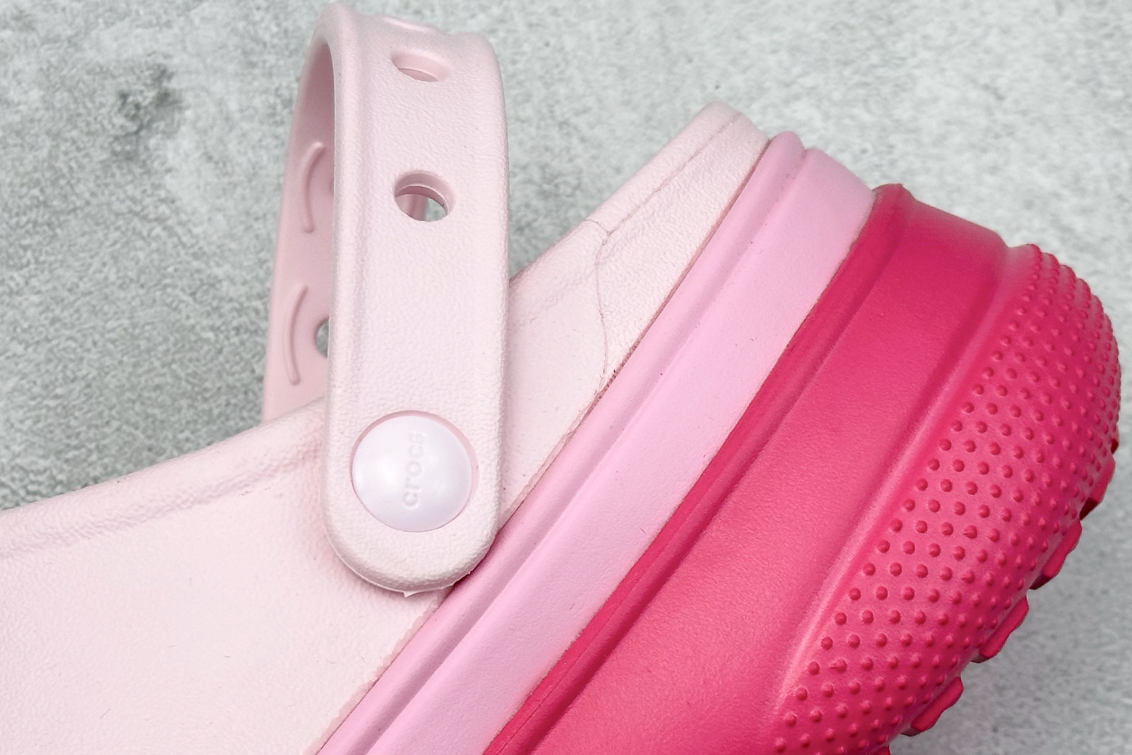  终端放店
K 原装 Crocs卡洛驰 堆堆

Size：W5=34-35
          W6=3