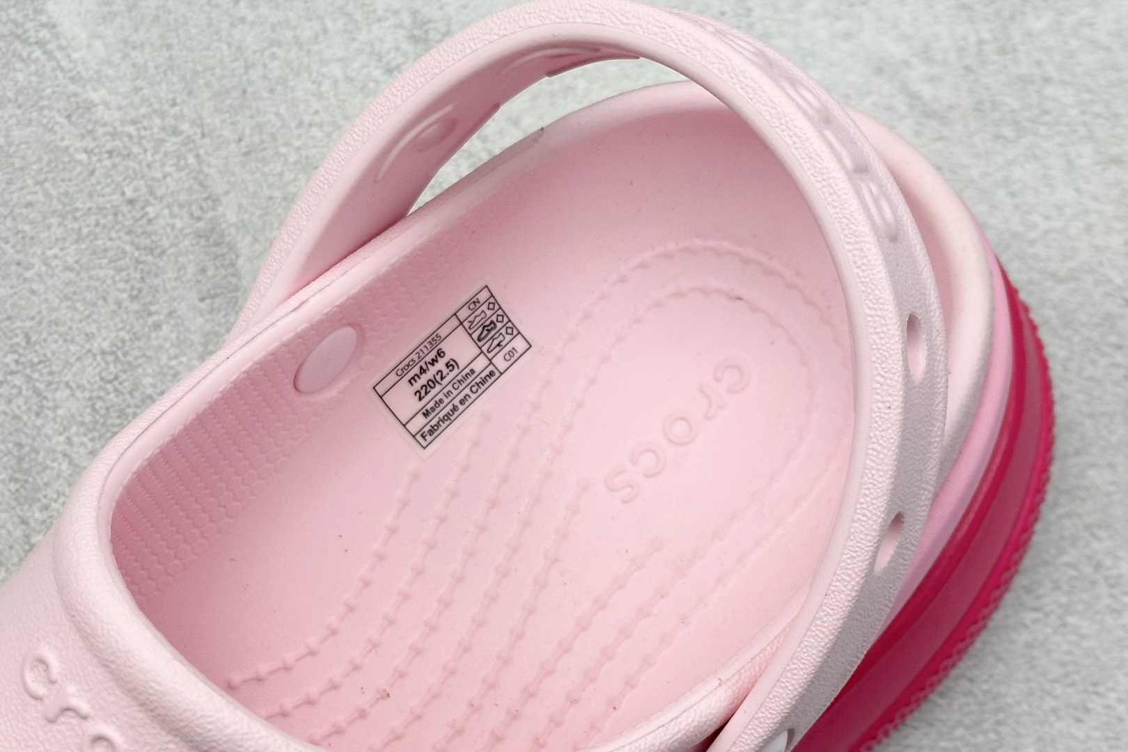  终端放店
K 原装 Crocs卡洛驰 堆堆

Size：W5=34-35
          W6=3