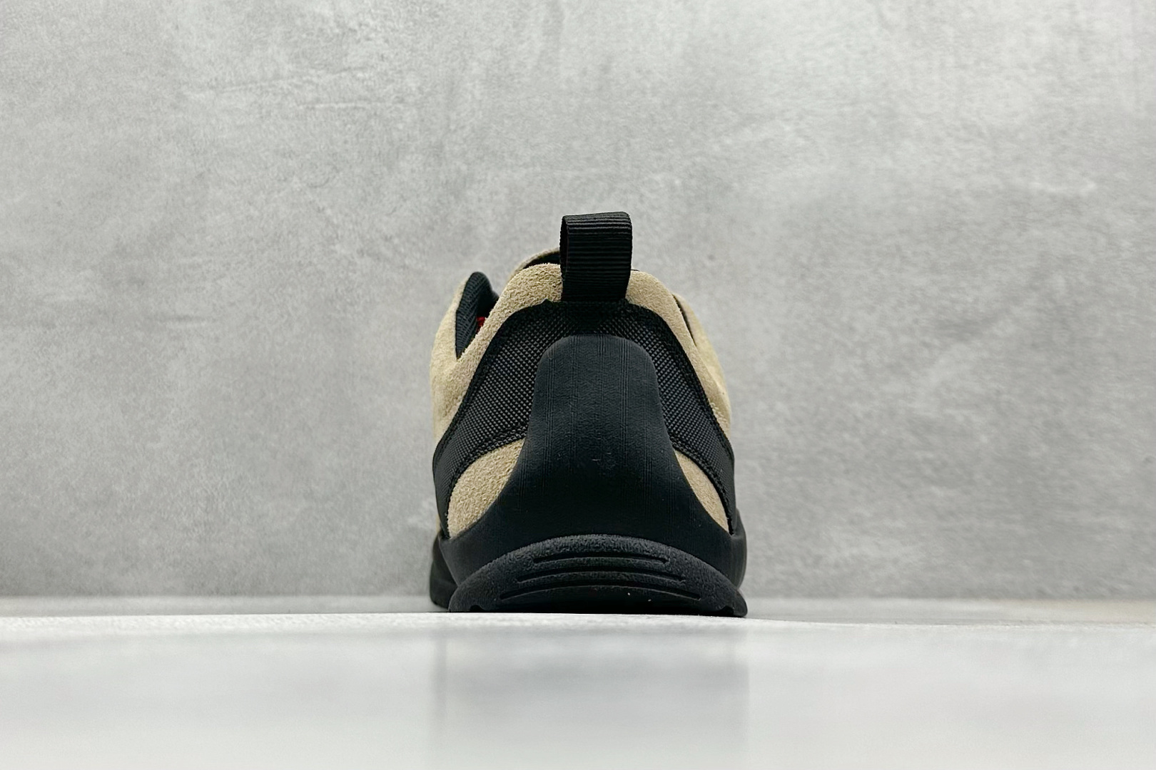  终端放店
BK版 KEEN 科恩二代 Jasper 山系户外鞋
中山原单货 极力推荐版本
日系街头复古