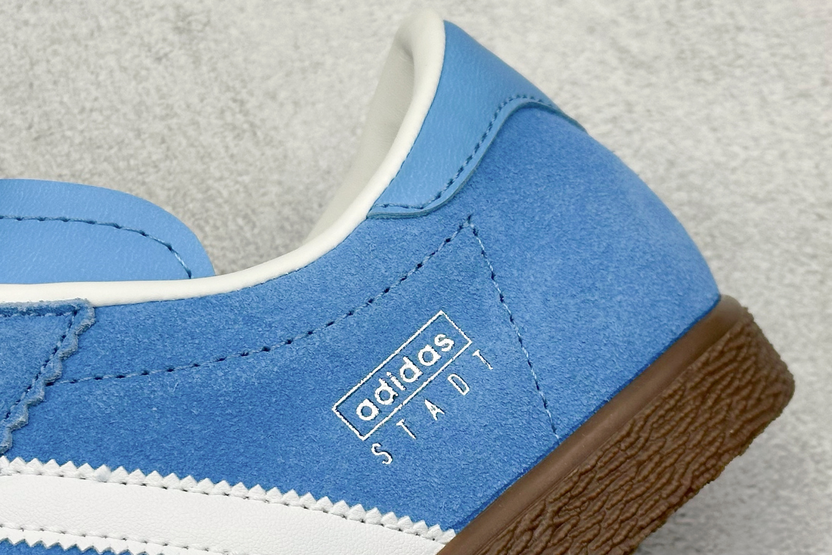  终端放店
GX版 adidas originals Stadt 阿迪复古德训板鞋潮流 防滑耐磨 低帮 