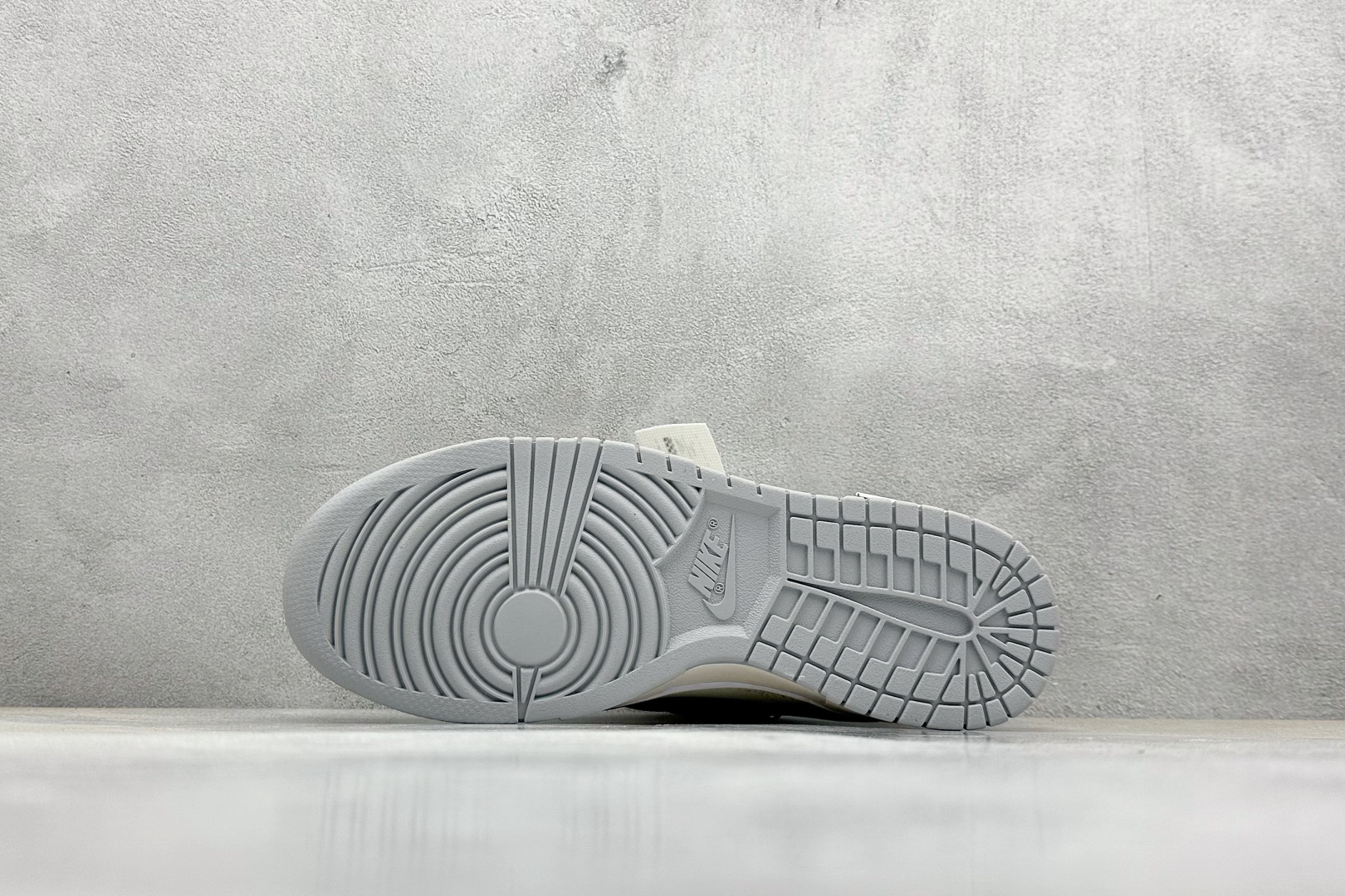  终端放店
FS版 Nike SB Dunk Low 星际迷航
纯原大厂出品 极力推荐
原装头层材料 独