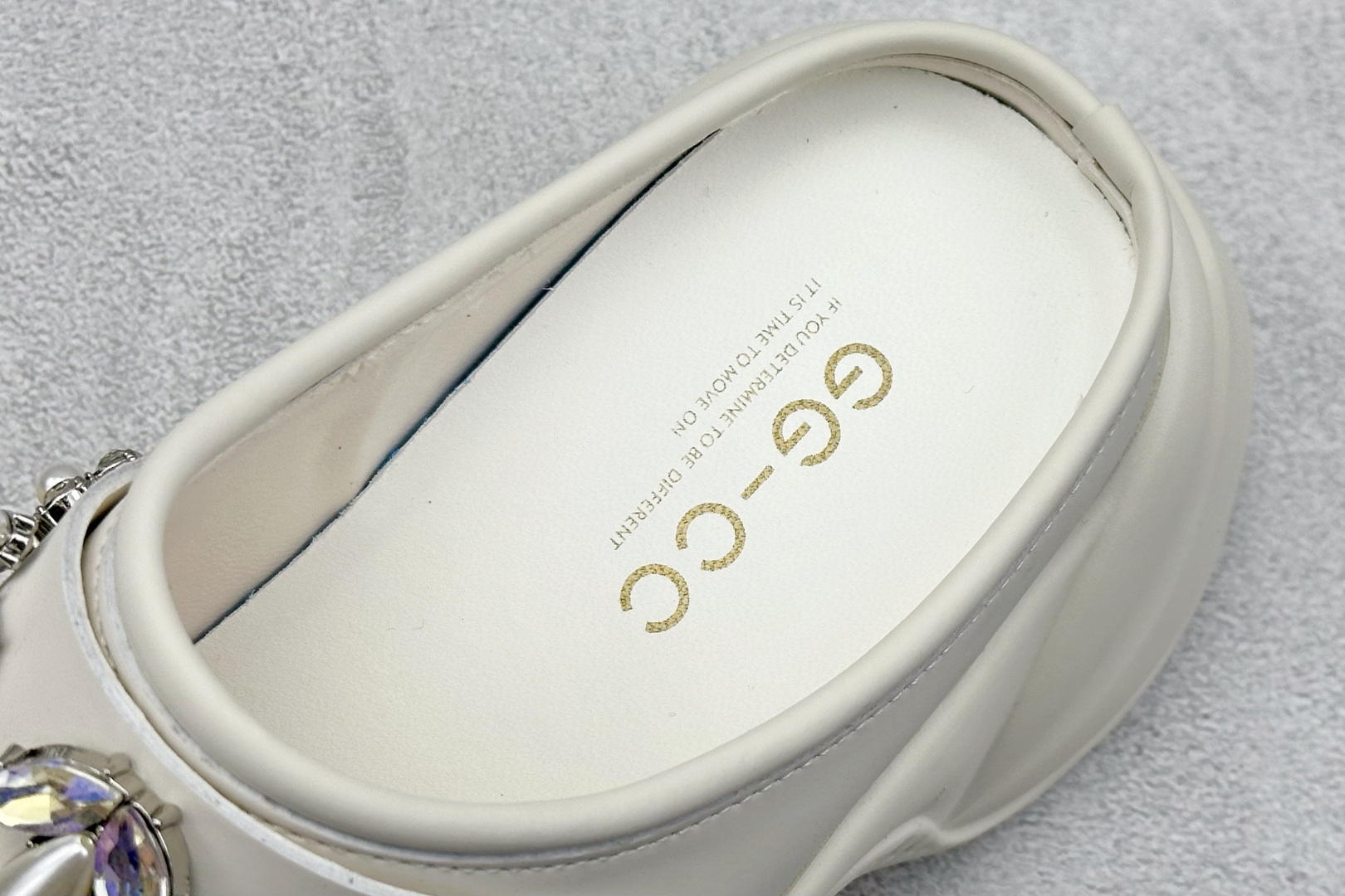  
GG-CC Chunky Low 
厚底增高拖鞋鞋 广东大厂出品
2024夏季透气网面增高凉鞋系列
