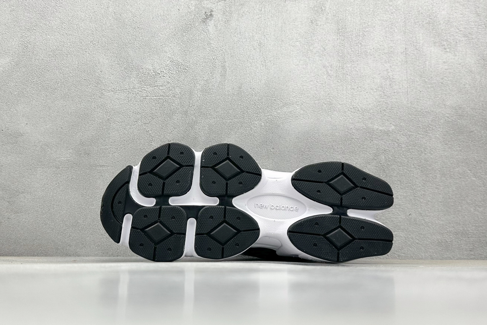 Joe Freshgoods x New Balance NB9060 联名款 复古休闲运动慢跑鞋