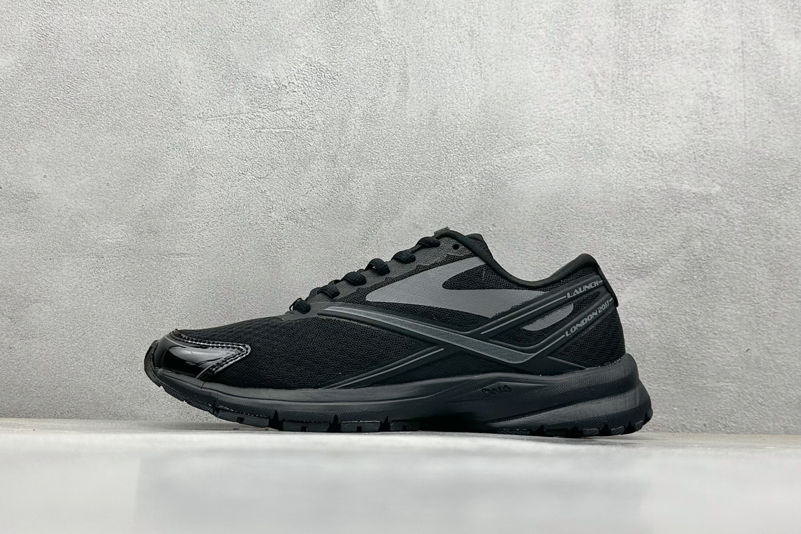  
Brooks Glycerin 19 布鲁克斯 男子缓震马拉松氮气慢跑鞋 

货号：B43
尺码：