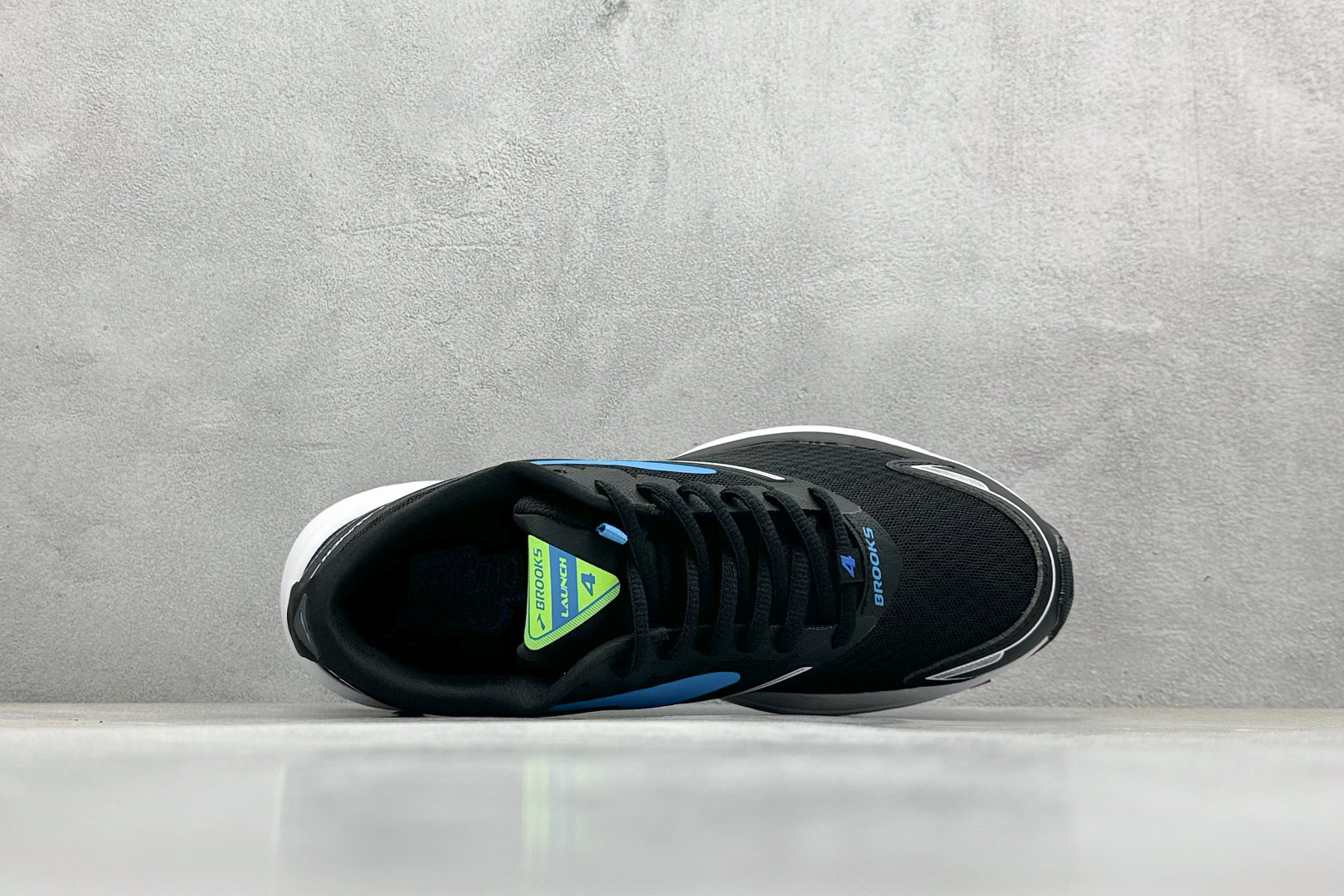  
Brooks Glycerin 19 布鲁克斯 男子缓震马拉松氮气慢跑鞋 

货号：B43
尺码：