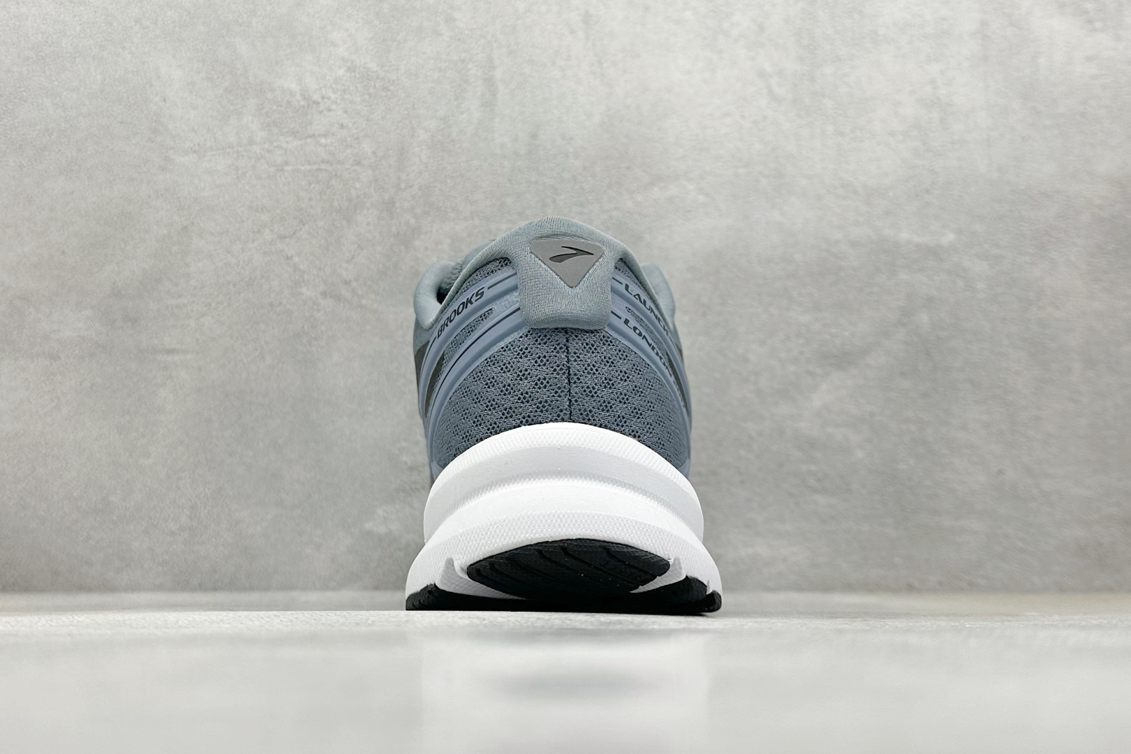  
Brooks Glycerin 19 布鲁克斯 男子缓震马拉松氮气慢跑鞋 

货号：B43
尺码：