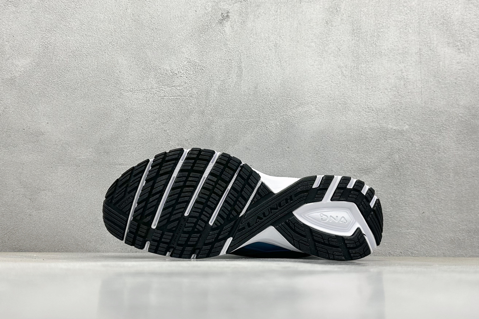  
Brooks Glycerin 19 布鲁克斯 男子缓震马拉松氮气慢跑鞋 

货号：B43
尺码：