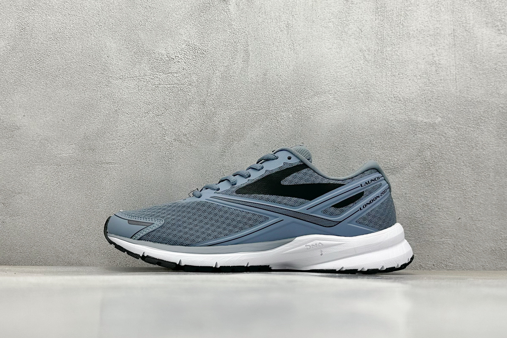  
Brooks Glycerin 19 布鲁克斯 男子缓震马拉松氮气慢跑鞋 

货号：B43
尺码：